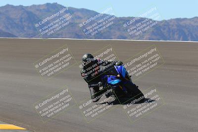 media/Oct-09-2022-SoCal Trackdays (Sun) [[95640aeeb6]]/Bowl (1015am)/